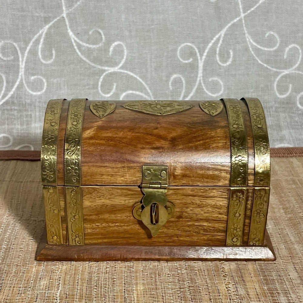 Beautiful Vintage Wood & Brass Trinket Box with Blue Velvet Interior 5” x 3.5”